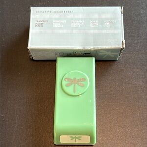 Creative Memories Dragonfly Pocket Punch
